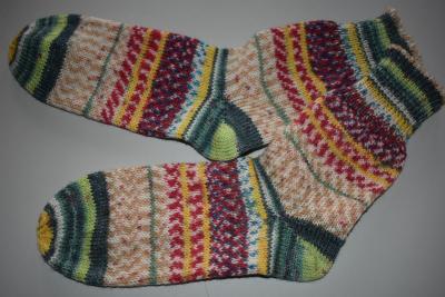 43 - 44 gestrickte Socken Opal Nach Hundertwasser * Wintergeist