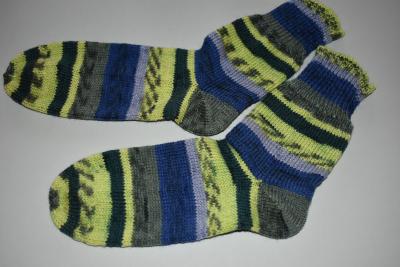 37 - 38 gestrickte Socken Wollsocken Fortissima grün