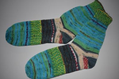 45 - 46 gestrickte Socken Opal Nach Hundertwasser -der Blaue Mond, Wollsocken, Socks, Haussocken