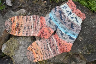 35 - 36 gestrickte Socken ** Wollsocken Fortissima orange/braun