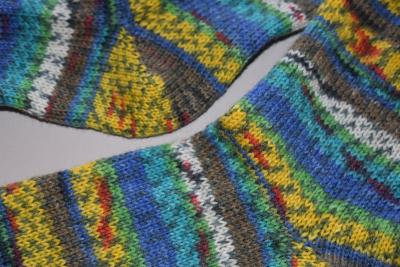 43 - 44 gestrickte Socken Opal Nach Hundertwasser - Silver Spiral