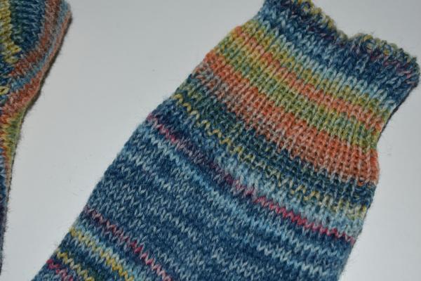 41/42 Gestrickte Socken aus Lana Grossa Landlust *, blau, grün, gelb schöne weiche Wolle, Geschenk, Damen, Herren