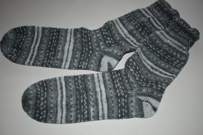 45 - 46 gestrickte Socken Opal Elegant grau gemustert