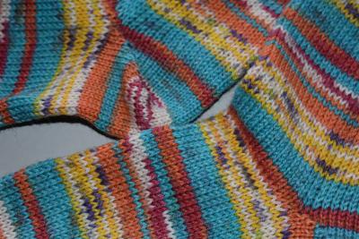 Preview: 39 - 40 gestrickte Socken Hochleistungswolle Opal Sport gelb,türkis