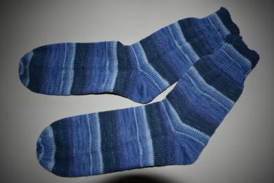 43 - 44 gestrickte Socken Opal Regenwald - Simon jeans