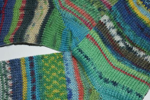 37/38 Gestrickte Socken Wollsocken Stricksocken Socks Strümpfe Geschenk Opal Wolle Unikat verschiedene grün, blau Töne