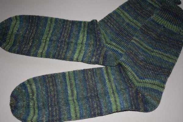 43 - 44 gestrickte Socken Wollsocken Opal Elegant grün