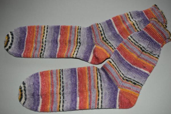 41 - 42 gestrickte Socken Wollsocken Opal Sweet & Spicy lila /orange
