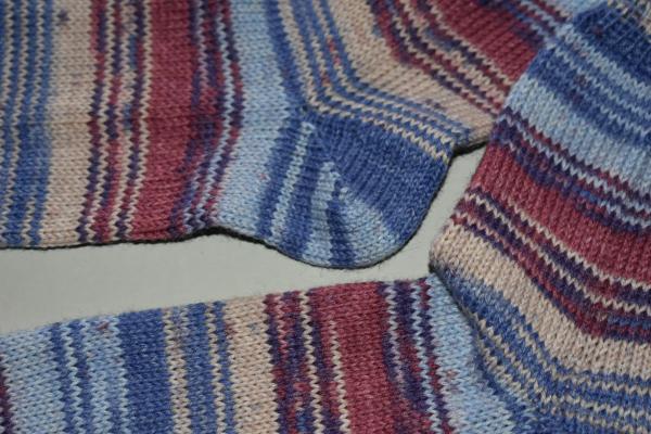 Wunschgröße gestrickte Socken Opal jeans/beige/hellblau