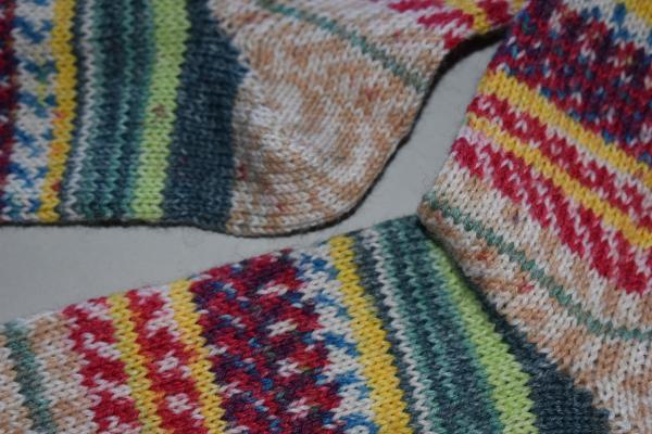 Gestrickte Socken Opal Hundertwasser* Winterbild - Polyp - Wintergeist