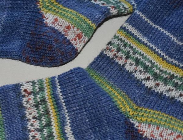 39 - 40 gestrickte Socken Opal Hundertwasser Werk - Singender Dampfer