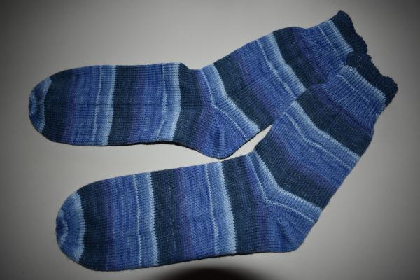 43 - 44 gestrickte Socken Opal Regenwald - Simon jeans