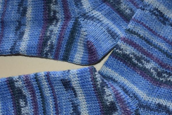 39 - 40 gestrickte Socken Opal Hobby & Handwerk - jeans trifft lila